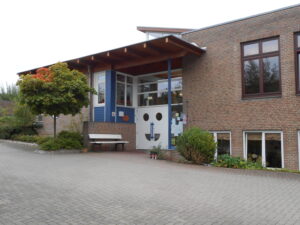 Eingang zur Kindertagesstätte, St. Vicelin, Bad Oldesloe